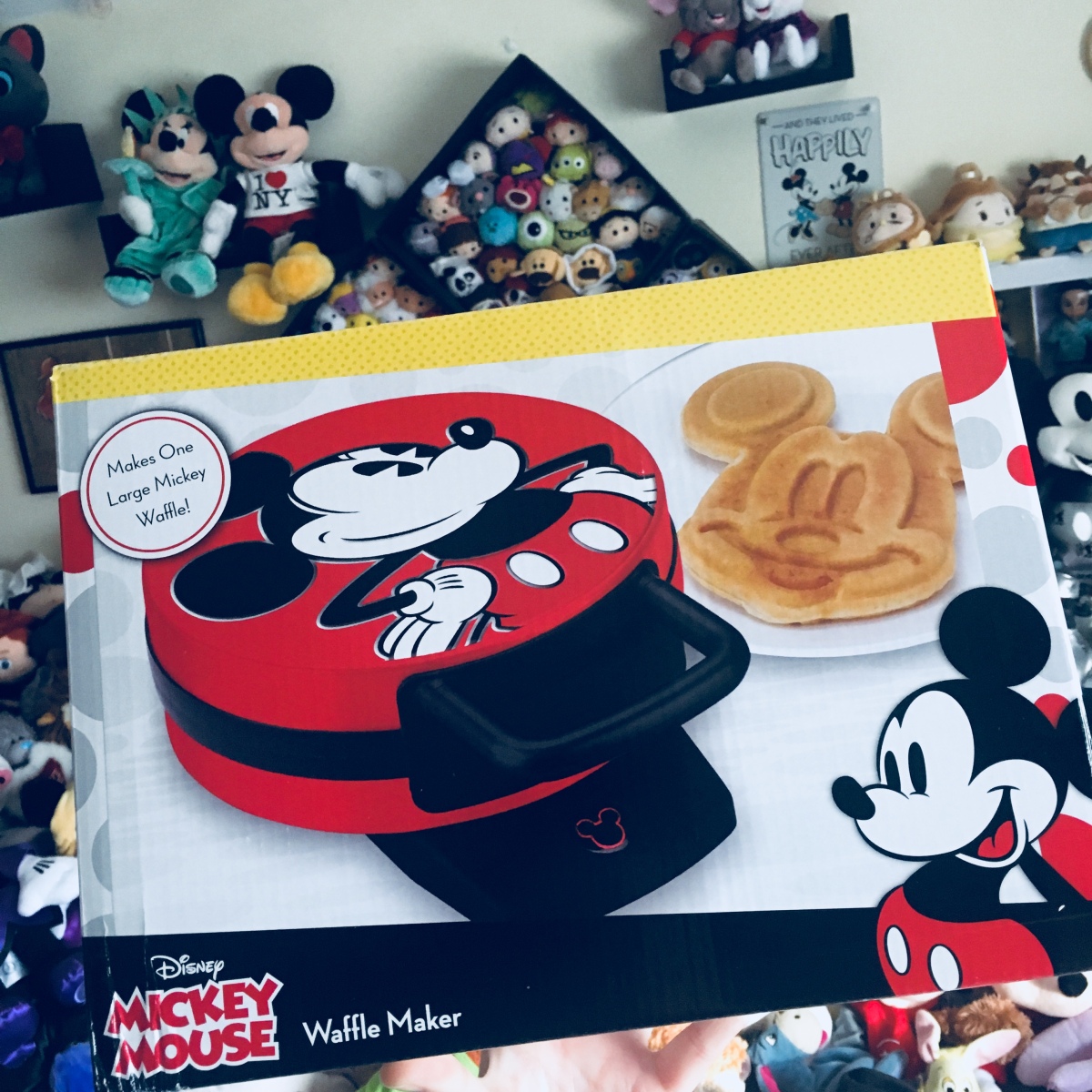 Review of the Disney Classic Mickey Waffle Maker - Delishably